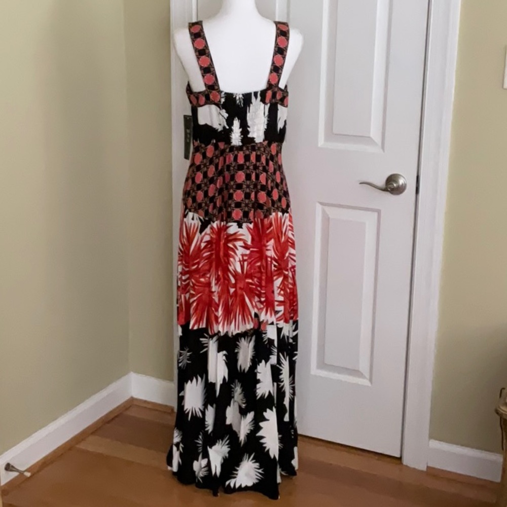 MSK DRESS - Picture 2 of 6